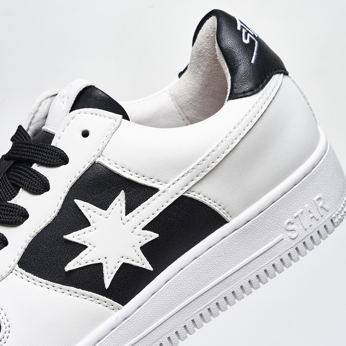 STARWALK SOLDIER 黑白熊猫流星鞋