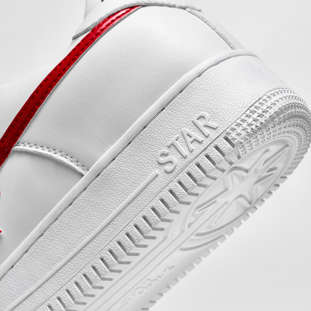 STARWALK SOLDIER WHITE/RED 白红低帮流星鞋板鞋